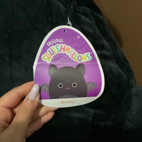 Shquishmallow Halloween, JUMBO 24”, RARE black Batt “Emily. New SEALED - Picture 2 of 5